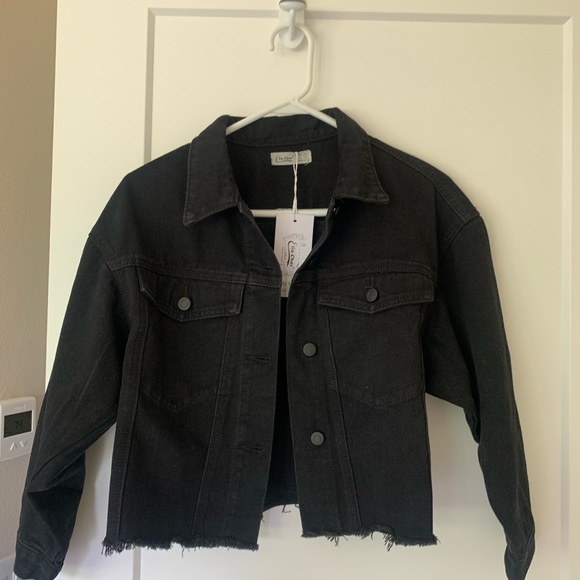 Black crop Jean jacket - Picture 1 of 5